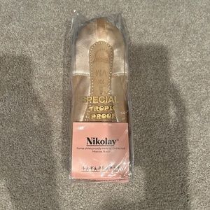 Nikolay victory pointe shoes (2 pairs)